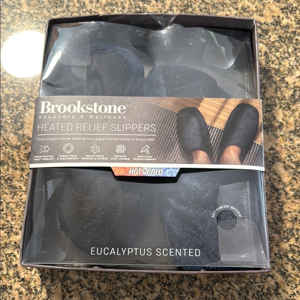 Brookstone Eucalyptus Scented Heated Slippers - Dark Gray